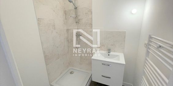 Location Appartement 2 pièces 37m² GUEUGNON 71130 - Photo 3