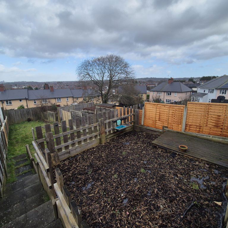 Margaret Avenue, Halesowen, Halesowen, B63 - Photo 1