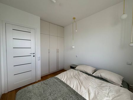 Mieszkanie do wynajęcia - Warszawa, Kartaginy - Zdjęcie 2