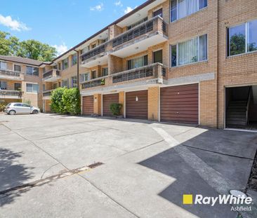 Spacious, Two Bedroom Apartment in Dulwich Hill - Photo 6