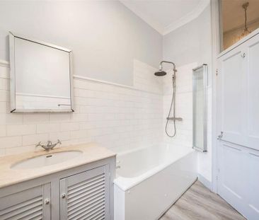 3 bedroom flat to rent - Photo 6