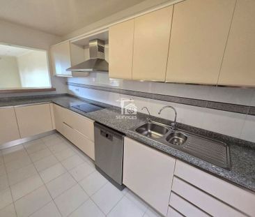 2 bedroom luxury House for rent in Costa Adeje, Spain - Photo 4