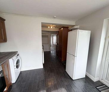 Valley Road, Solihull, B92 - Photo 5