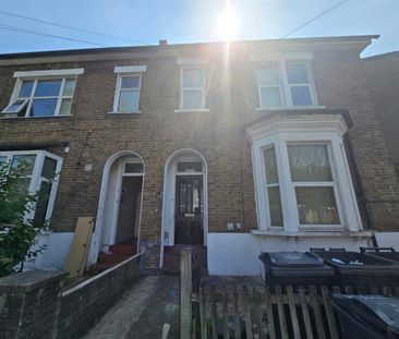 Clarence Road, Croydon CR0, London - Photo 1