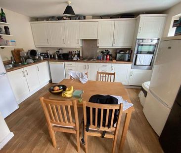 Mixed use to rent - Photo 5