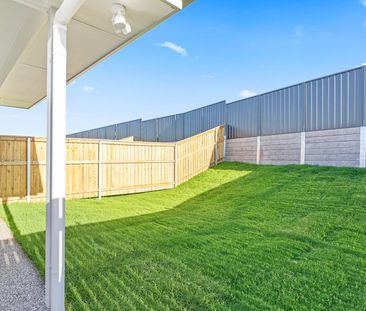 NEWLY BUILT DUPLEX IN WONDUNNA - Photo 6