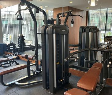 For Lease - 17 Bathurst Street Unit# 807, Toronto, Ontario - Photo 6