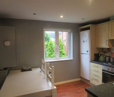 Apt 6 15 St Annes Road, Blacks Road, Belfast, BT10 0PQ - Photo 3