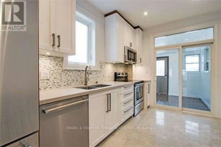 520 EASTERN AVENUE - Photo 4