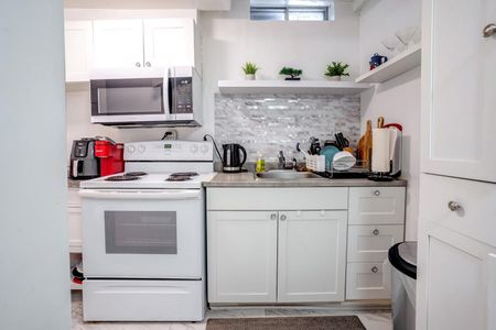 For Lease - 48 Lawndale Crescent Unit# Lower, Brampton, Ontario - Photo 3