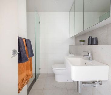 Contemporary Warehouse-Style Apartment - Photo 6