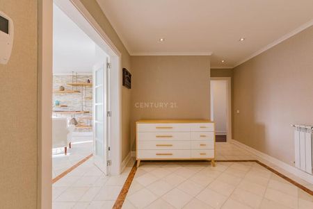 Apartamento T4 - Photo 3