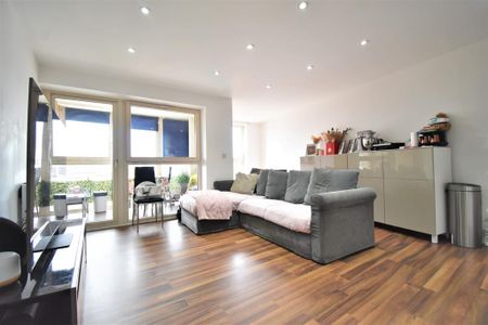1 bedroom flat to rent - Photo 4