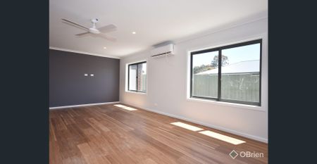 Modern Family Living in Wy Yung - Photo 2