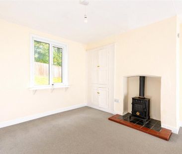 3 bedroom detached house to rent - Photo 3