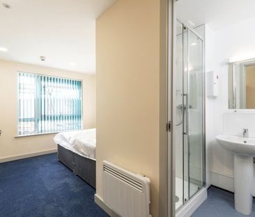 Fawcett road, Southsea - Photo 2