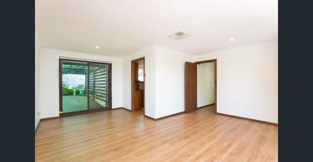 2 Living Areas, Or a 4th Bedroom! - Photo 1