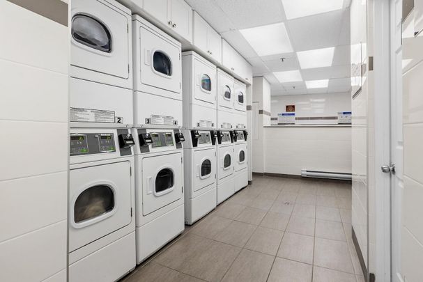 1140/1150 Fisher Avenue, Civic Hospital - Central Park, Ottawa, ON - Photo 1