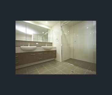 2 Bedroom Ocean View Residence on level 4 - Photo 3