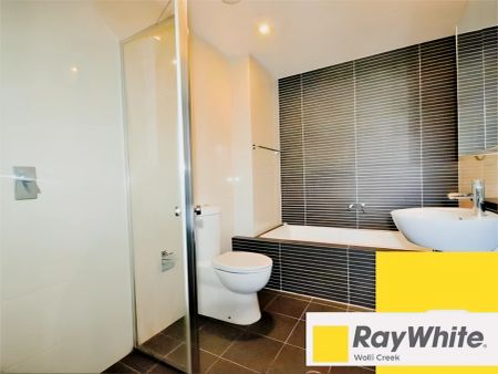 2Bedrooms, 2Bathrooms - Photo 3