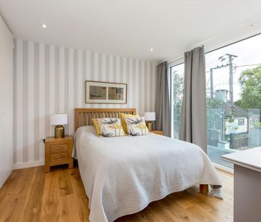 4 bedroom detached house to rent - Photo 3