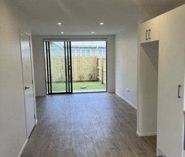 127 Luke Street, Otahuhu - Photo 1
