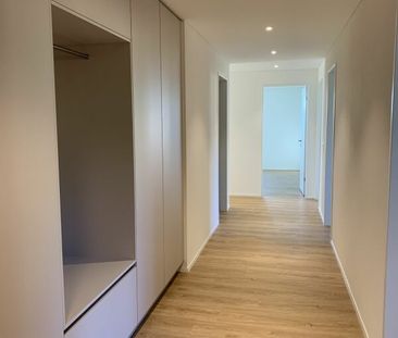 5.5-Zimmer-Attika-Neubauwohnung mit grosszügiger Wohnfläche - Photo 4