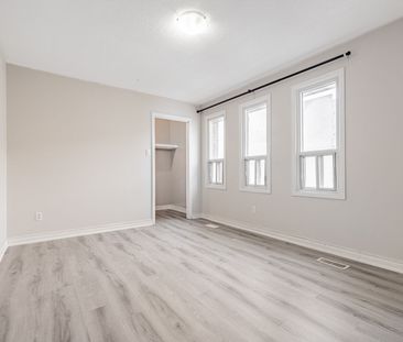 For Lease - 16 Rexdale Boulevard Unit# 25, Toronto, Ontario - Photo 4