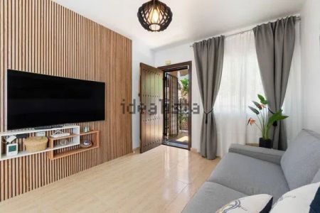 Alquiler de chalet adosado en Carretera de Villamartín, 12 - Photo 2