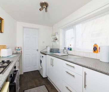 Melbourne Road, LOWESTOFT - Photo 4