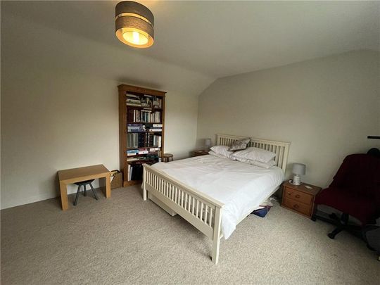4 bedroom detached house to rent - Photo 1