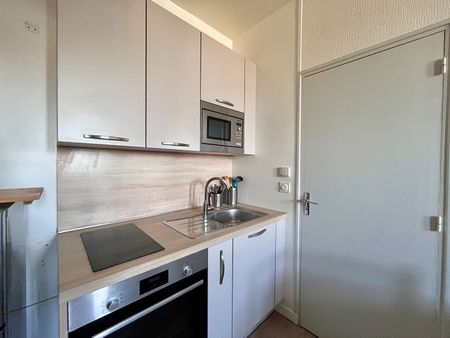 Location Appartement 3 pièces 40m² - Photo 4