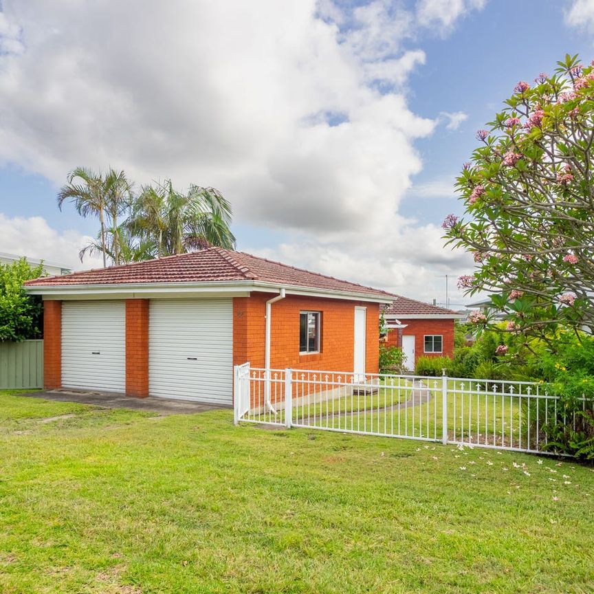 Renovated Cottage - Photo 1