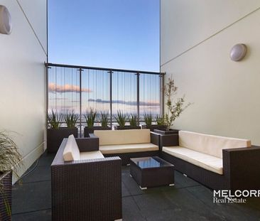 HABITAT - MODERN, BRIGHT AND SPACIOUS - WHITEGOODS ONLY - Photo 6