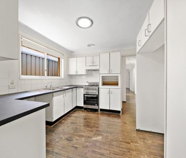 Three Bedroom Home - Photo 2