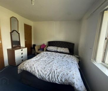 15F Glenarm Square, Finaghy, Belfast, BT10 0BG - Photo 2
