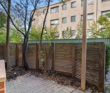 6/21 Redan Street, St Kilda VIC 3182 - Townhouse For Rent | Domain - Photo 5