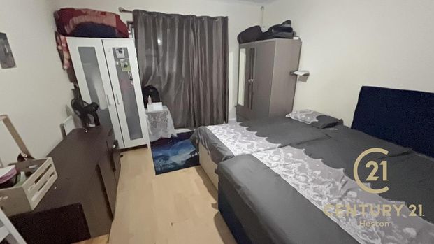 5 bedroom semi-detached house to rent - Photo 1