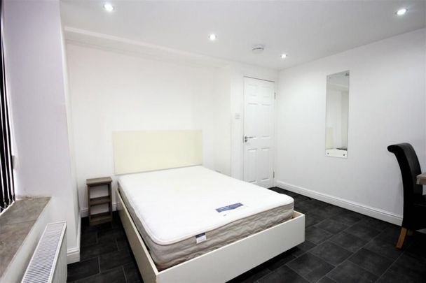 Flat , Connaught House, - Mount Street, Preston - Photo 1