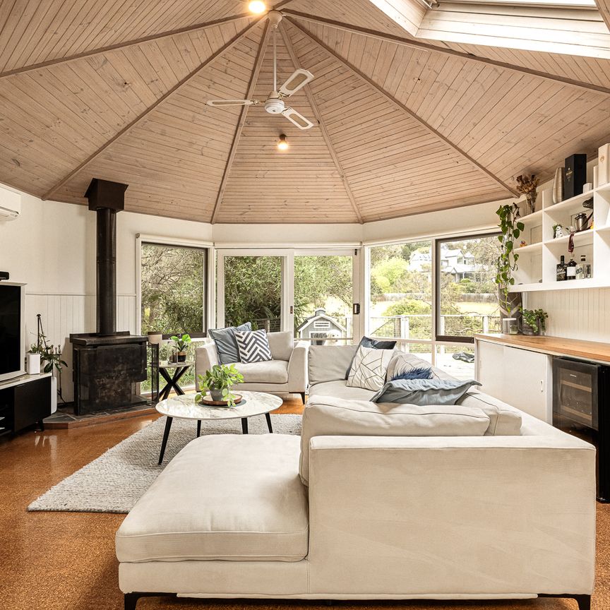 5 Gulls Way, Frankston South VIC 3199 - House For Rent | Domain - Photo 1