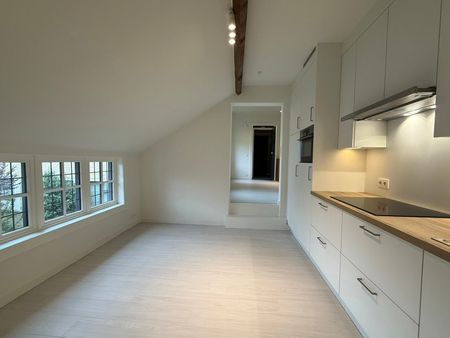 Karaktervol, volledig instapklaar appartement - Photo 3