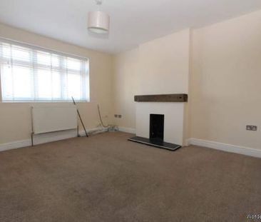 2 bedroom property to rent in Benfleet - Photo 6