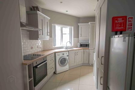 21 Church Street, Dromore, BT78 3DX - Photo 2