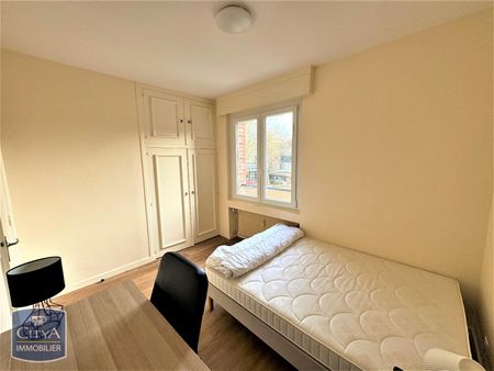 Location Appartement 3 pièces 67m² LILLE 59000 - Photo 2