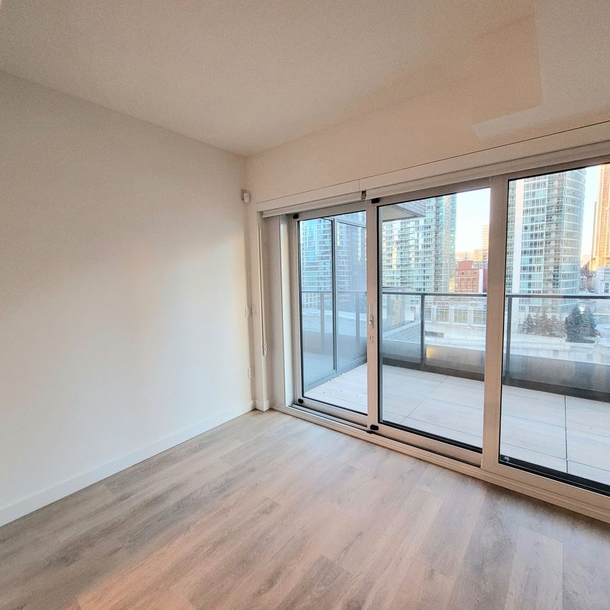 For Lease - 1 Concord Cityplace Way Unit# 703, Toronto, Ontario - Photo 1