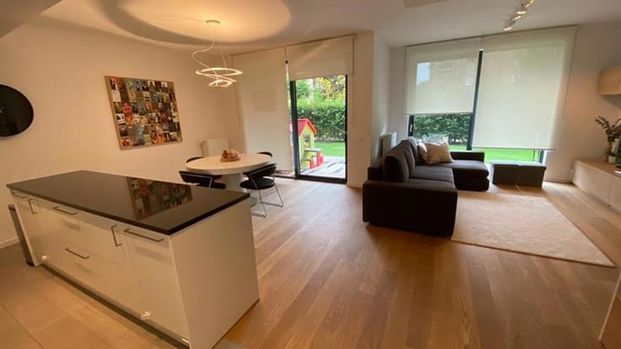 Appartement te huur - Photo 1