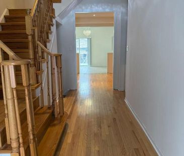 For Lease - 376 Caboto Trail, Markham, Ontario - Photo 2