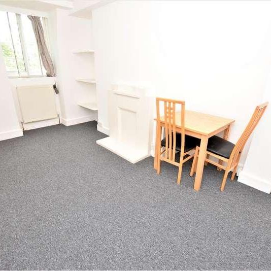 Waverley Grove, Finchley, N3 - Photo 1