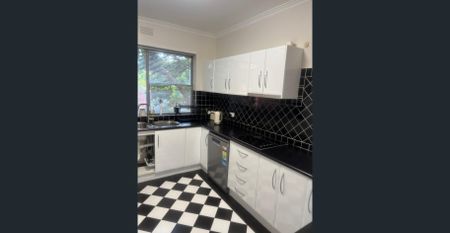 Furnished, Spacious, Bright Home ready to move into - Photo 4