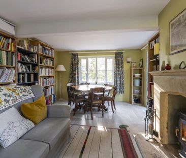 4 bedroom detached house to rent - Photo 2